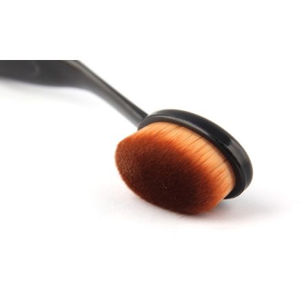 Academie Foundation Brush